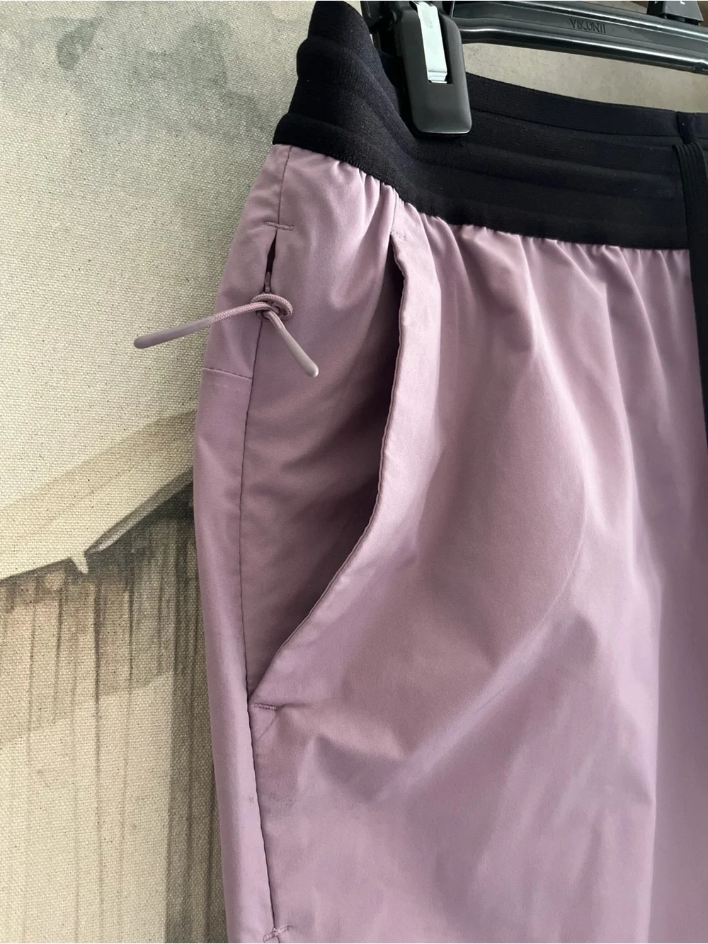 BR Men’s Light Lavender Drawstring Waist Shorts with Black Waistband